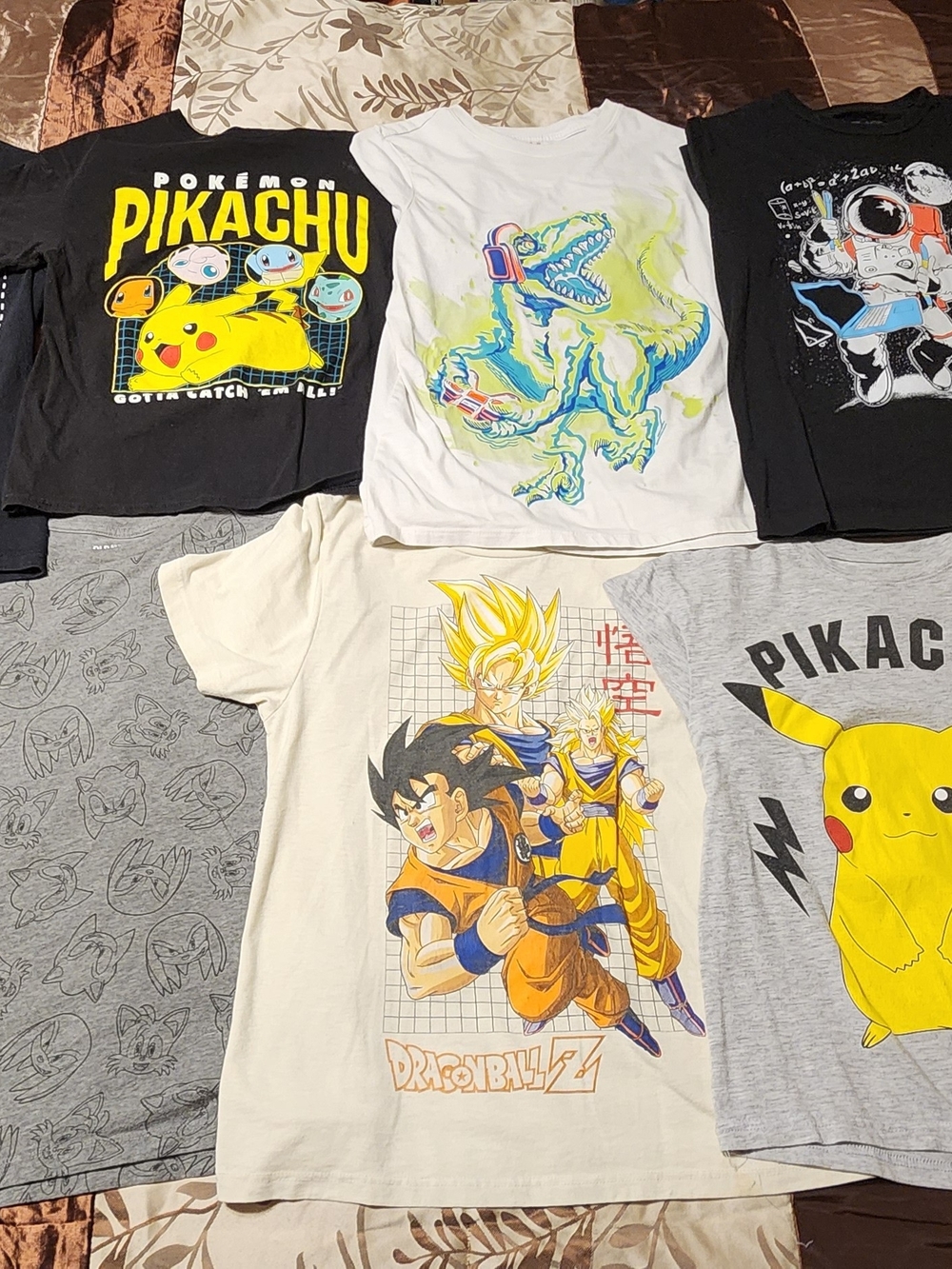 Lot of Boys Graphic Shirts